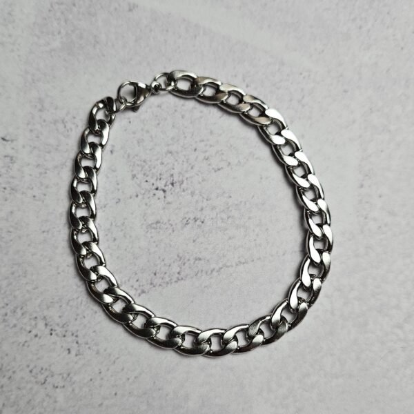 ESLABON CUBANO2 Eslabón Cubano